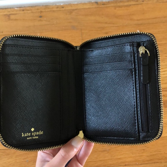 Kate Spade Wallet - Picture 2 of 3